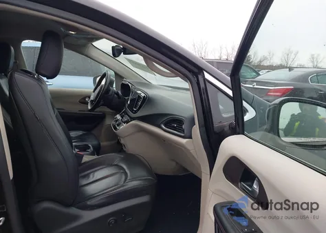 2017 Chrysler Pacifica Touring-L Plus из США, поврежденный, VIN 2C4RC1EG8HR727320